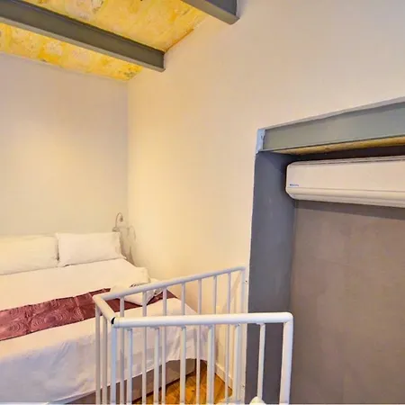 West Street * Valletta